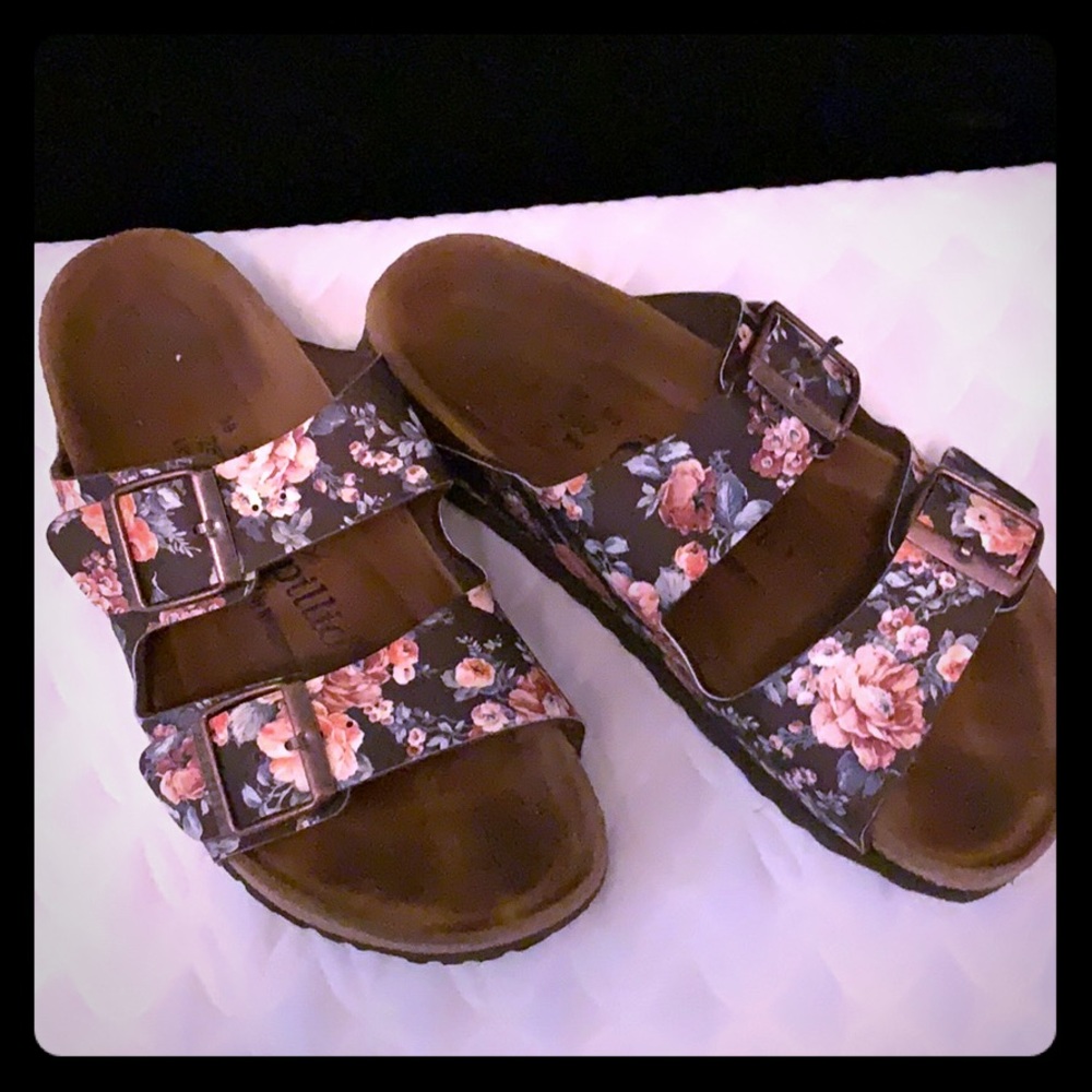 Birkenstock Style Sandal